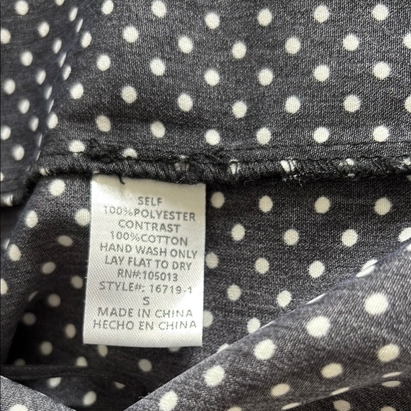 Savanna Jane Black and White Flutter Sleeve Sundress - Picture 8 of 8